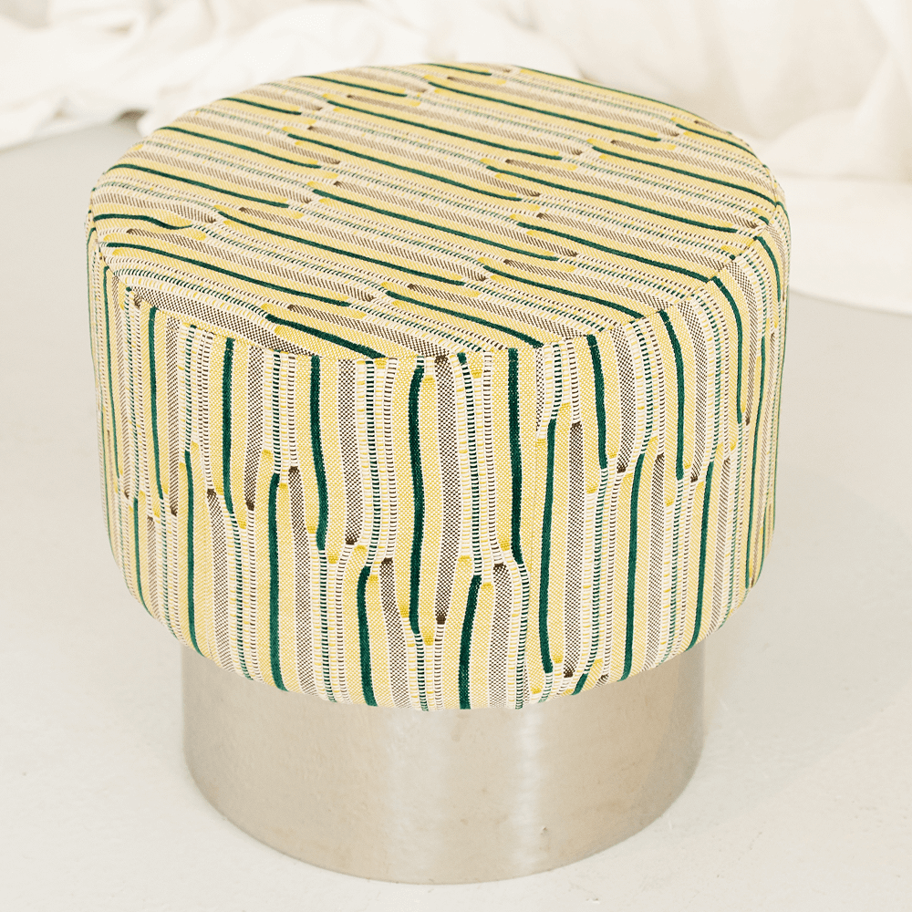 The Della stool