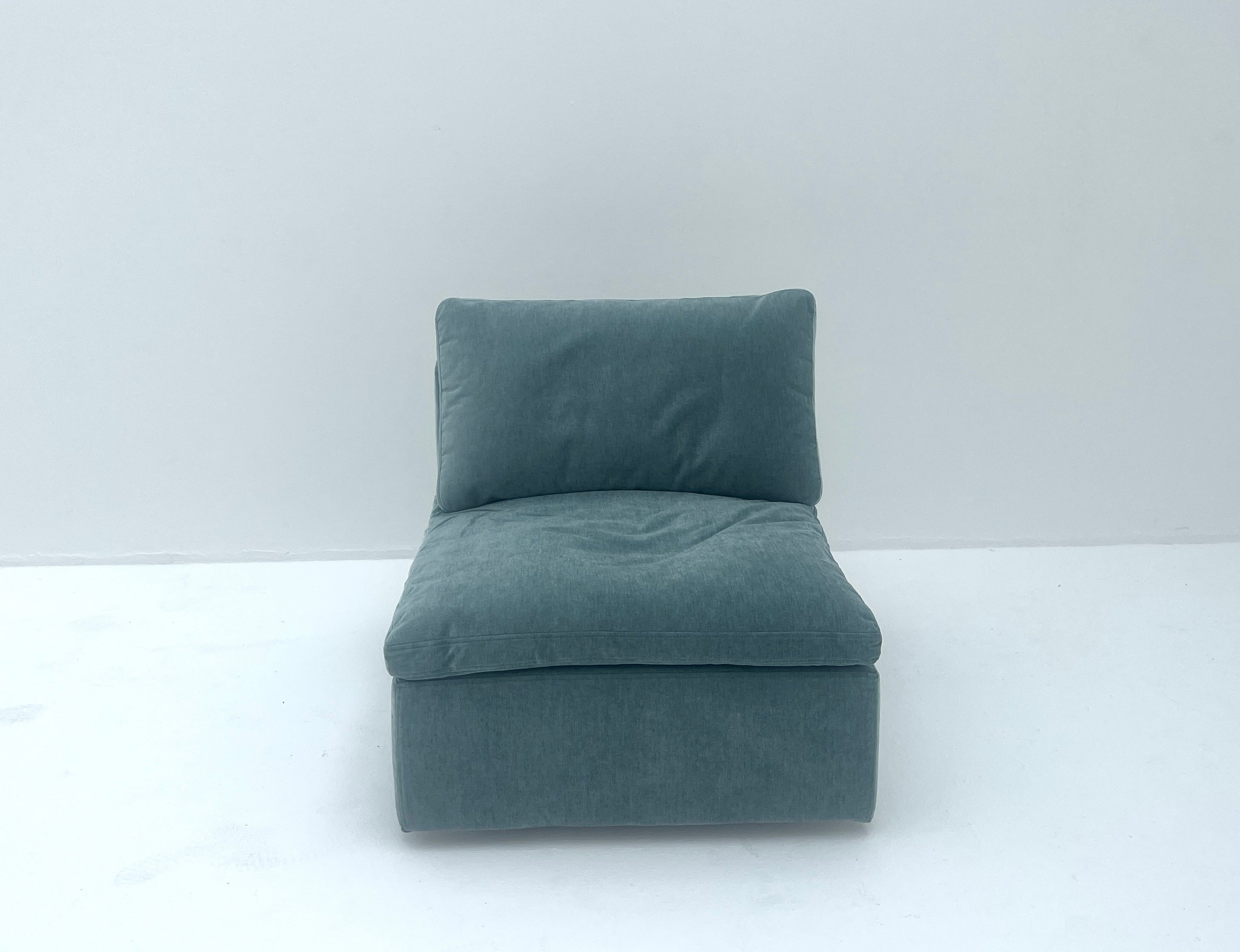 أفيس بدون ذراعين بمقعد واحد