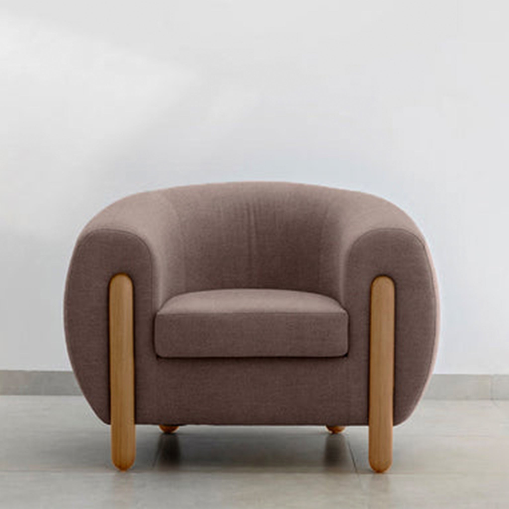 Modern accent chairs front View