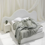 Load image into Gallery viewer, The Belinda Bed