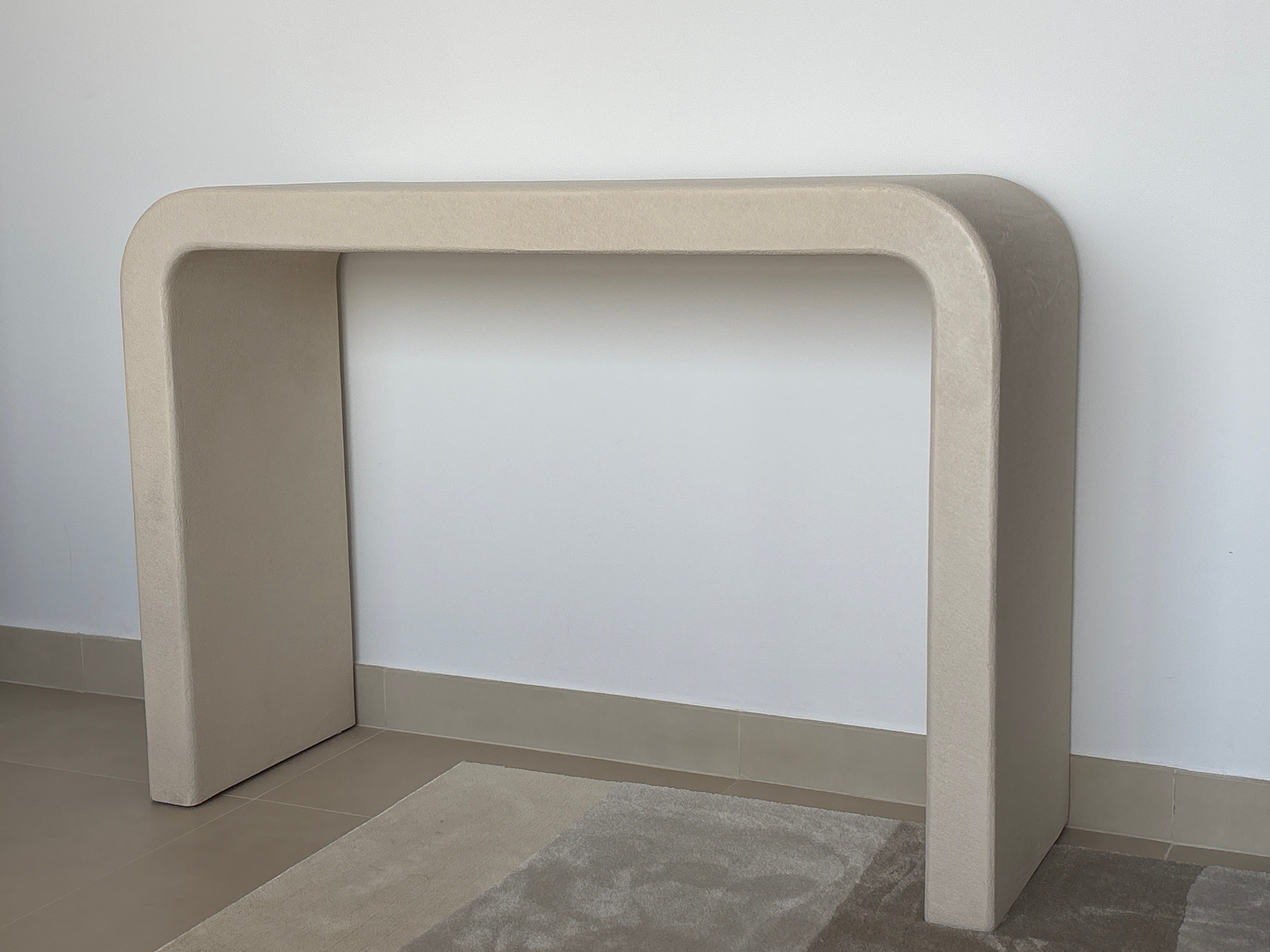 Richard microplaster console- PRELOVED