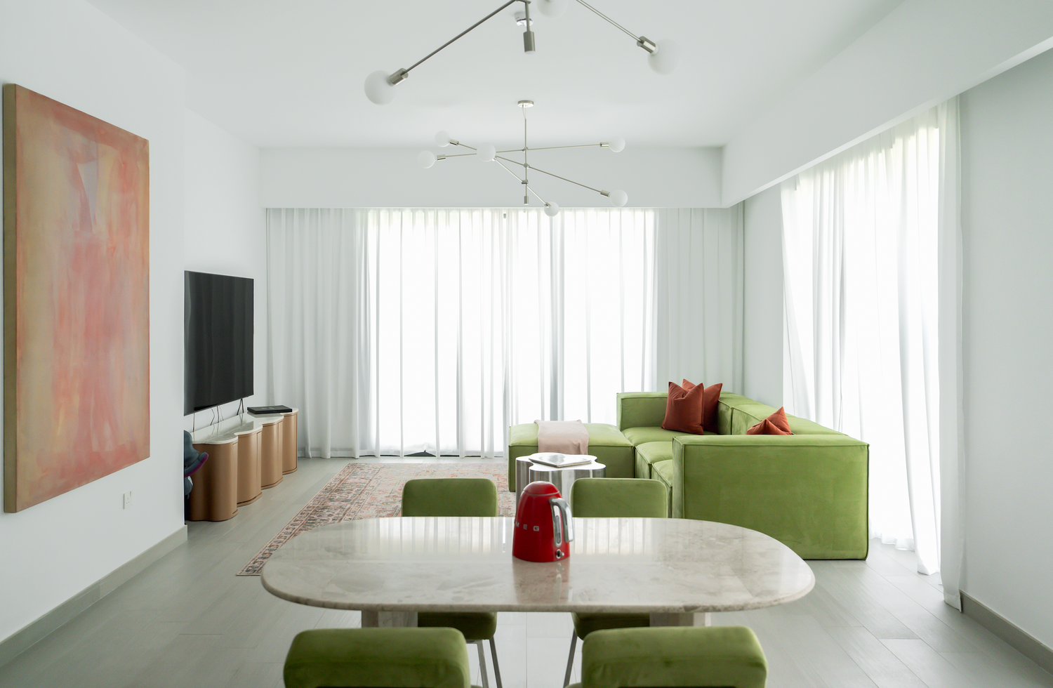 Furniture for Shared & Co-Living Spaces in Dubai (2025 Expert Guide)