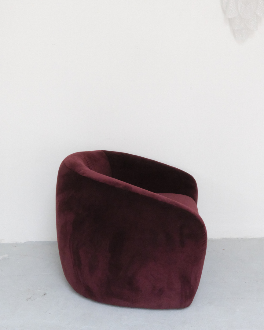 Ready to Ship: The James Accent Chair (L.90xW.93xH.80 cm)