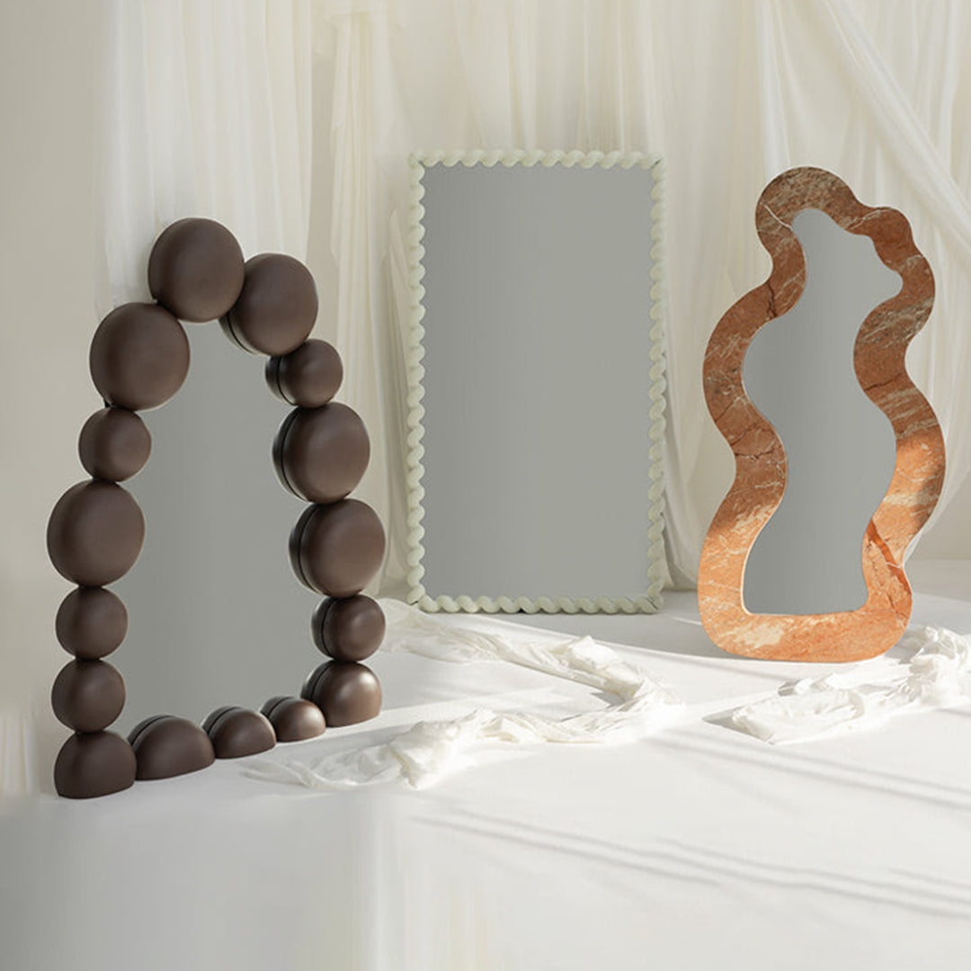 The Alix Mirror