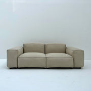 أريكة داميان في الهواء الطلق