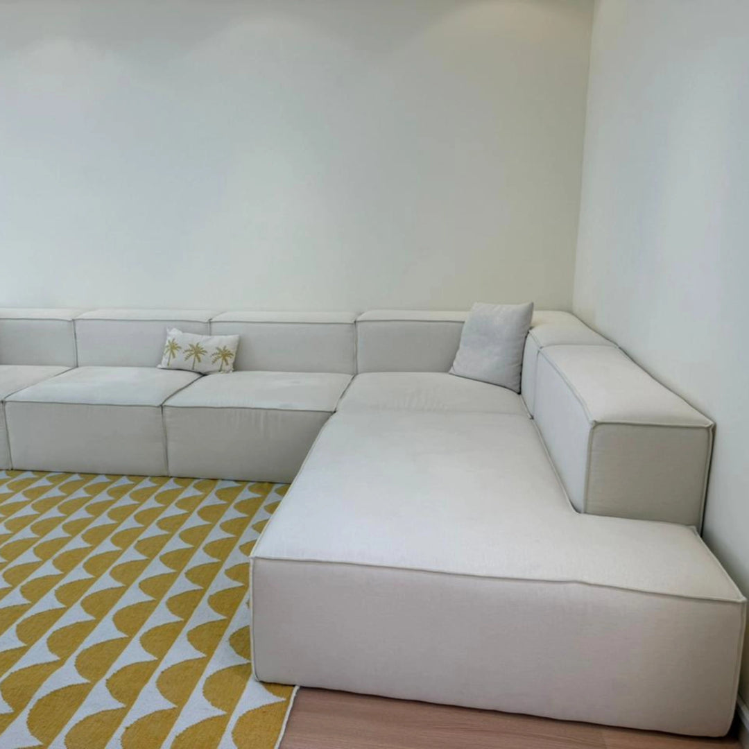 Damien sectional- PRELOVED