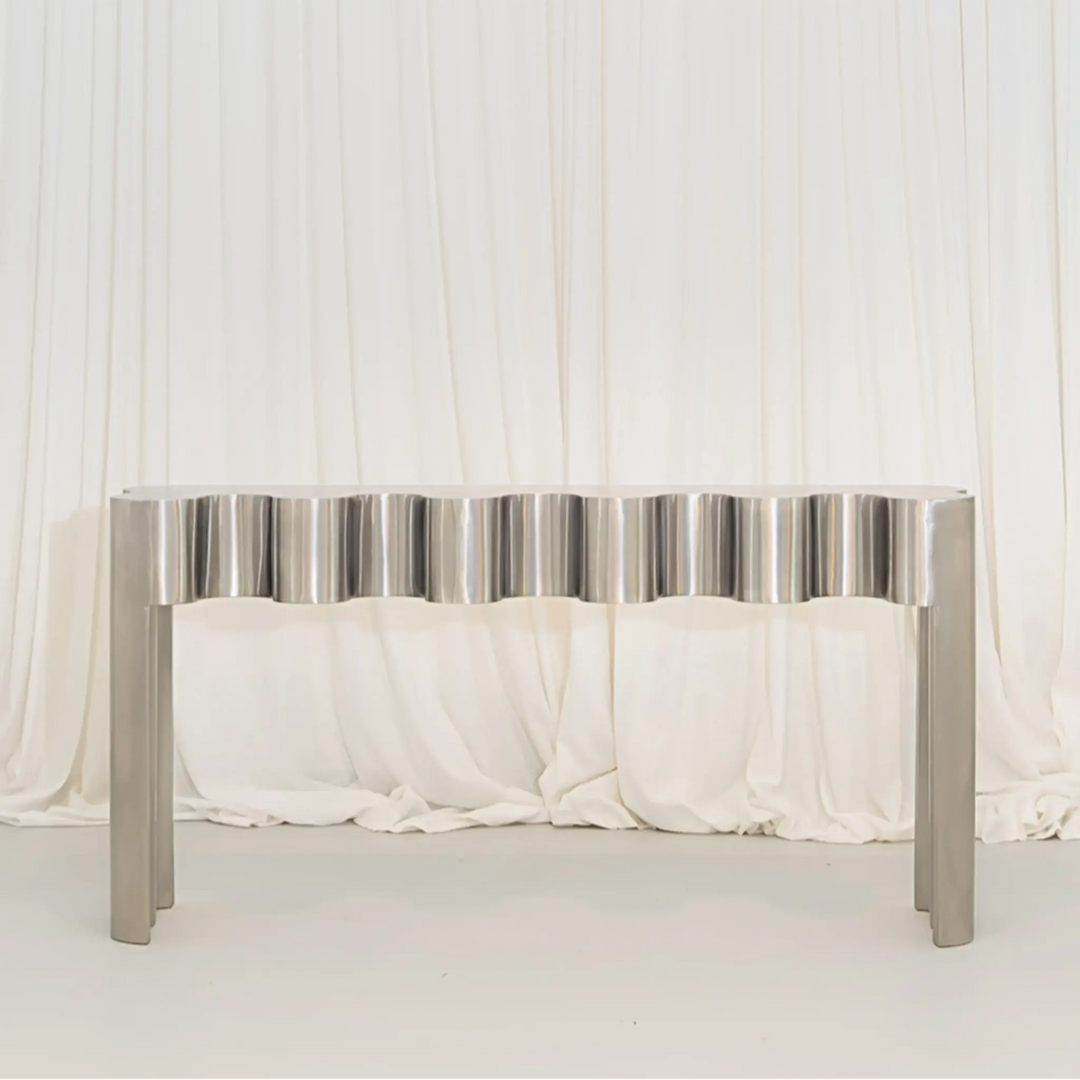 High quality Kelly Console in Stainless Steel