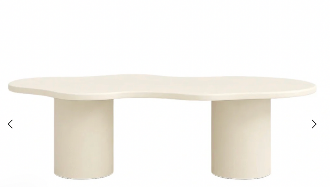 The Victoria Dinning Table 1 WHS