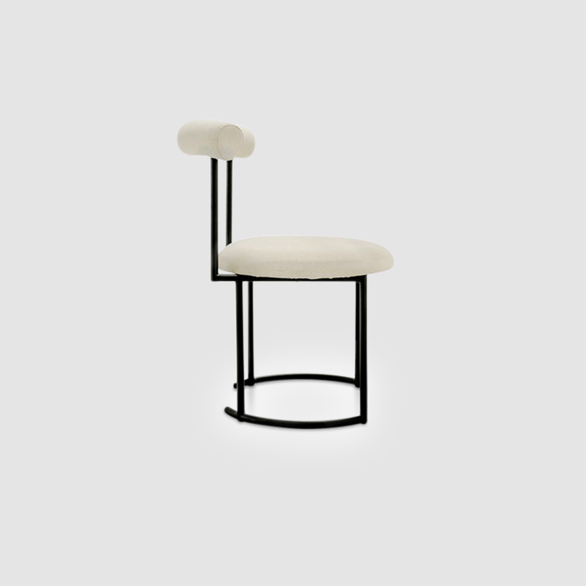 Elegant modern dining chair with rounded back support and powder-coated steel frame, suitable for indoor and outdoor use