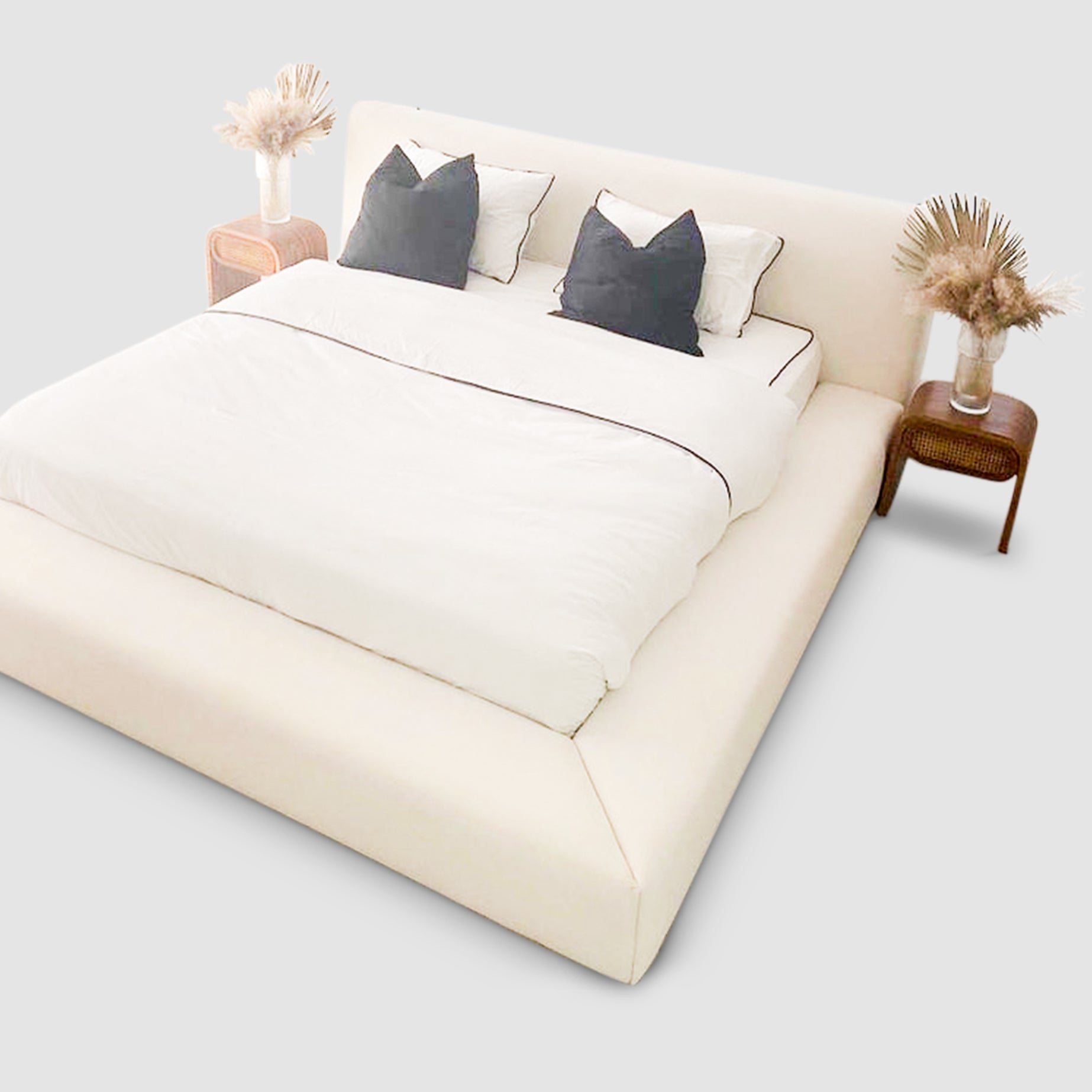 Dreamy Stella bed: customizable platform bed for a serene sleep sanctuary. Stain-resistant fabric for easy care.