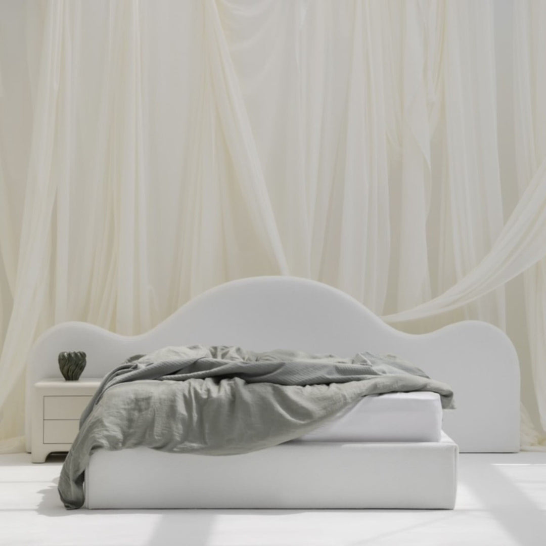 The Belinda Bed