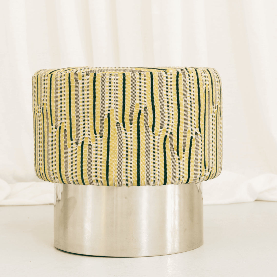 The Della stool