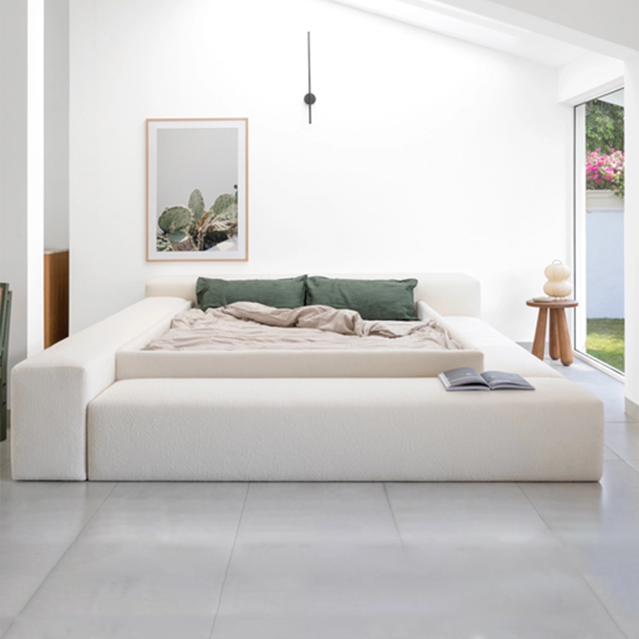 The Heff Bed