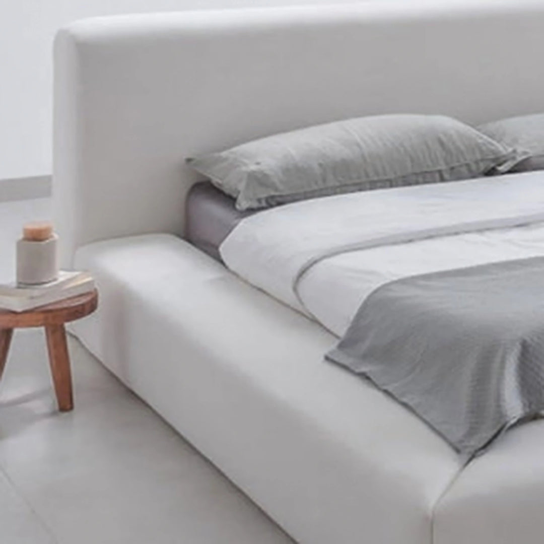 The Stella Bed