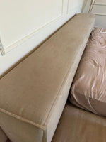 Load image into Gallery viewer, Damien King Size Bed
