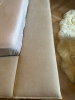 Load image into Gallery viewer, Damien King Size Bed
