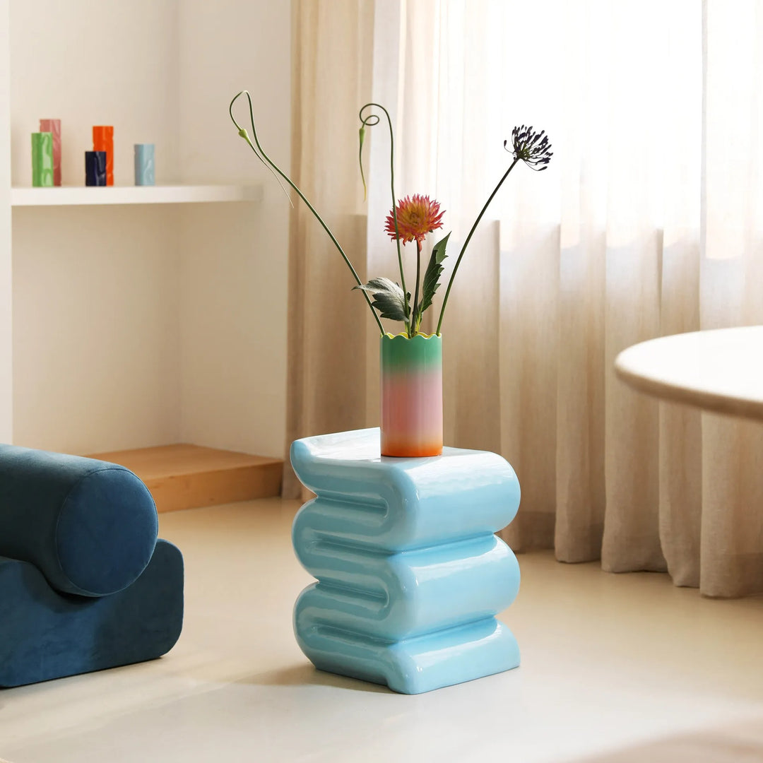 Pillar Whip Blue – Decorative Glass Fiber Side Table